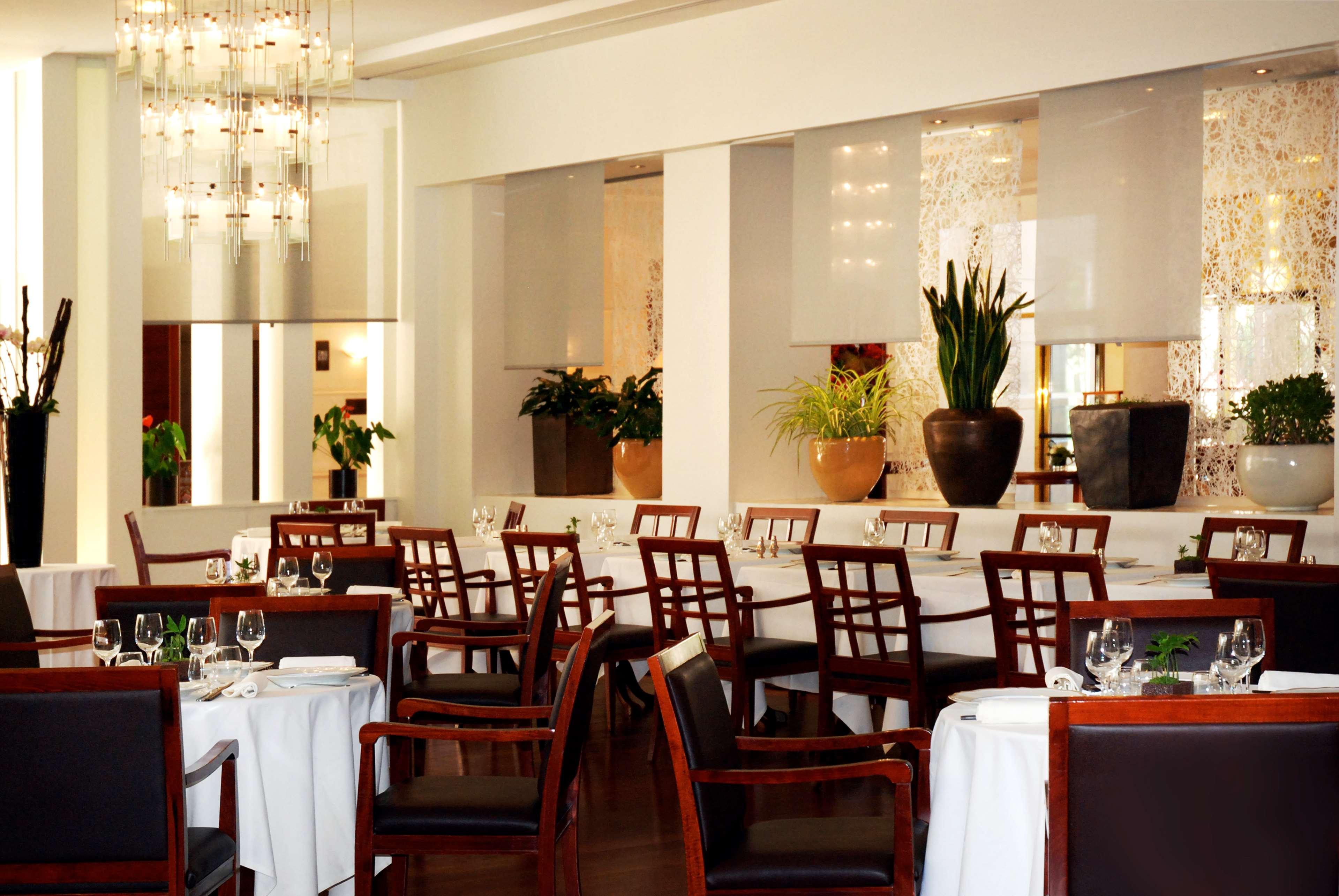Evergreen Laurel Hotel Levallois-Perret Restaurant photo